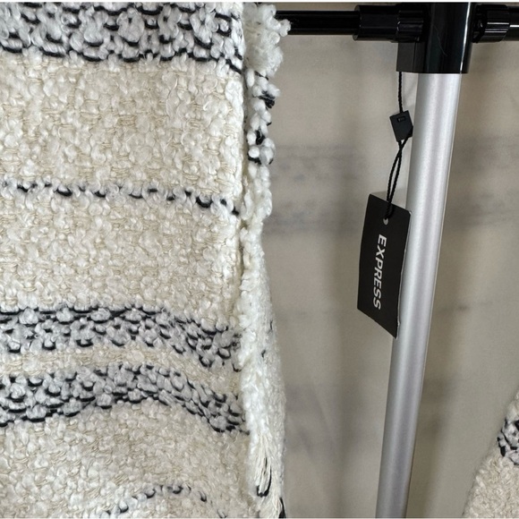 Express NWT Ivory w/Navy Stripes Draped Boucle Blazer Sz M Womens Cozy Cottage - Picture 5 of 9